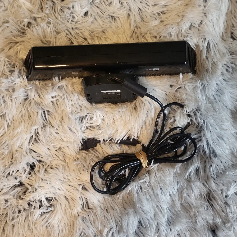Microsoft Xbox 360 Kinect Sensor Bar - Black